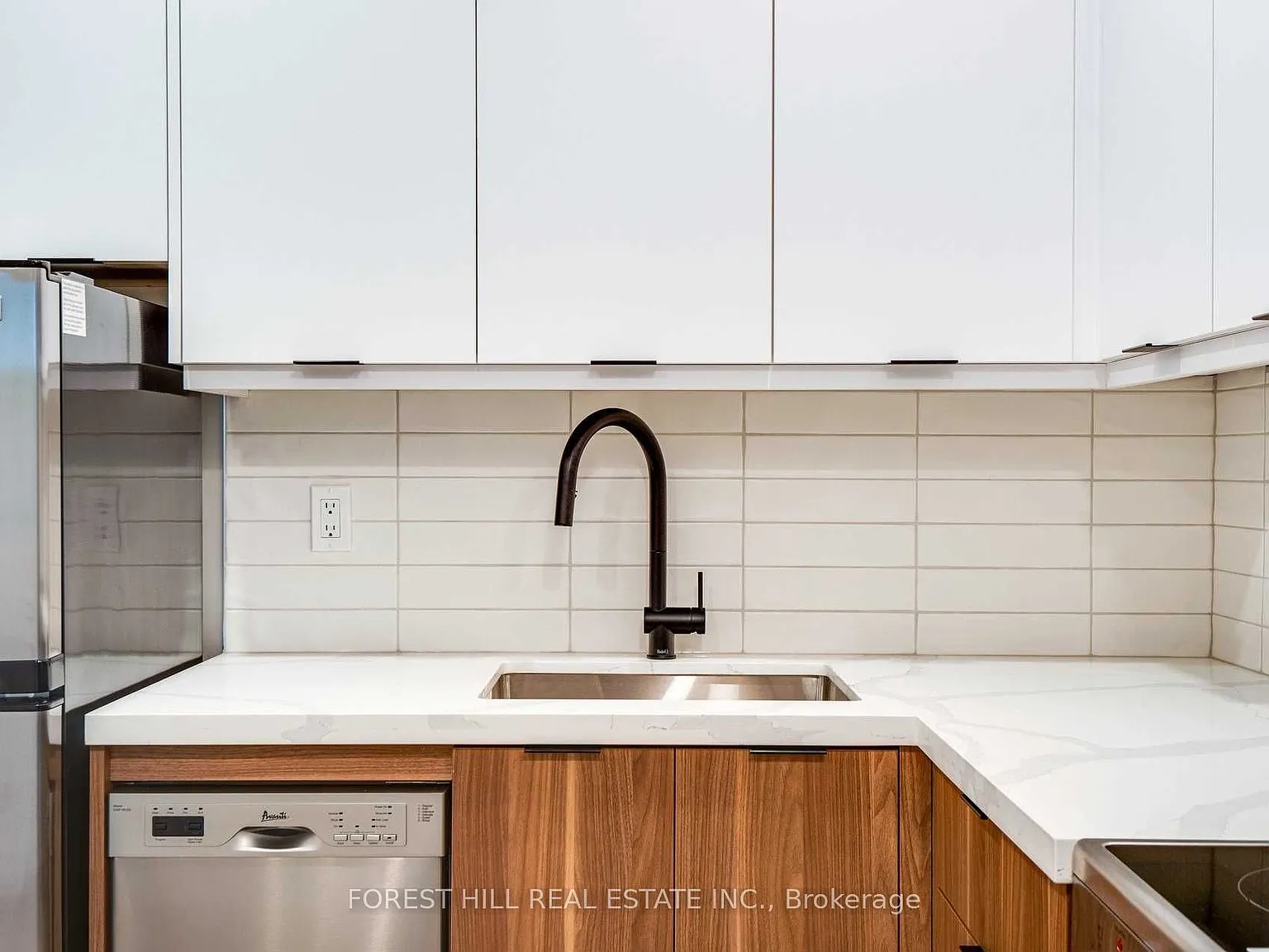 1 Greensides Ave — Photo 2