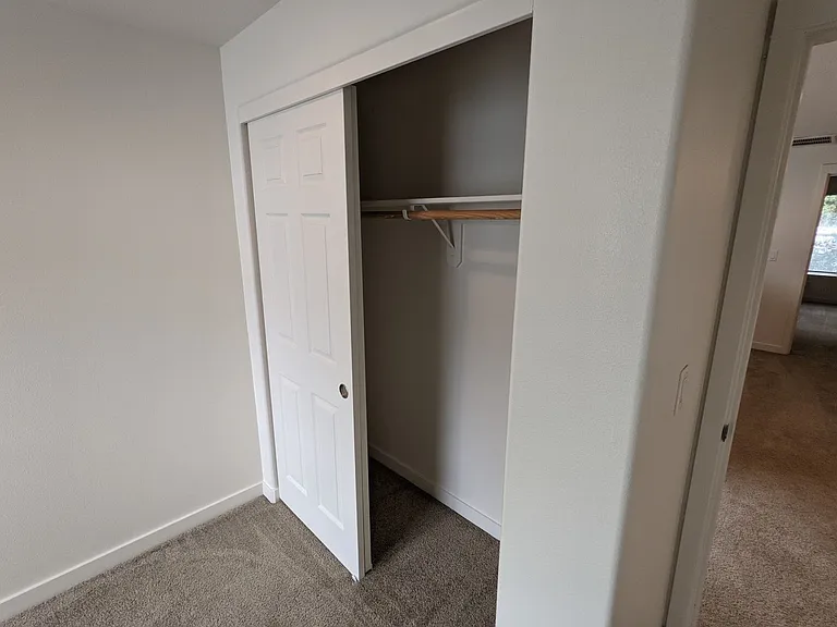 Halsey East Townhomes — Photo 153