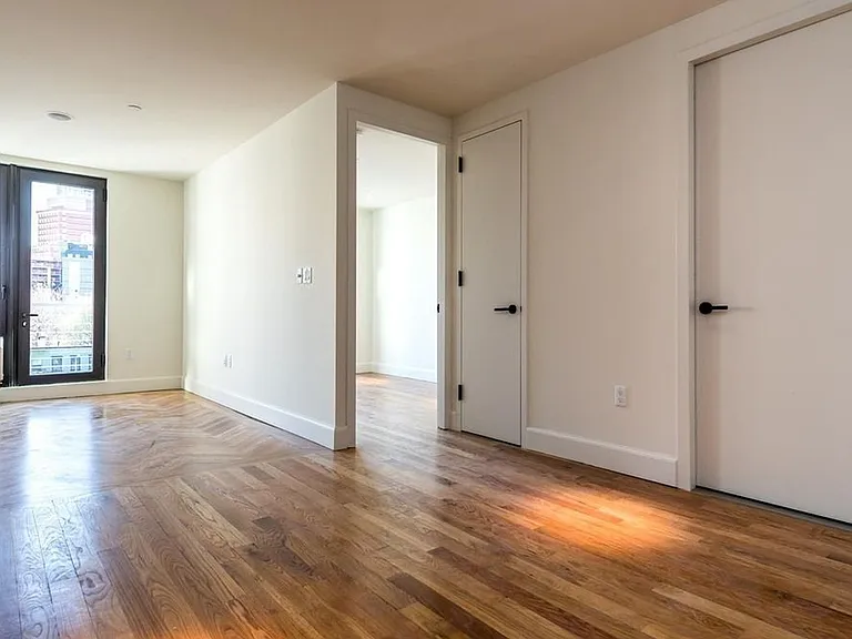 1 Duffield St #306 — Photo 3