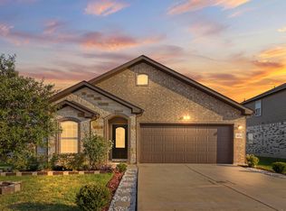 8928 Ladbroke Grv, Converse, TX 78109