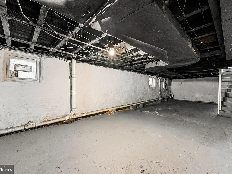 5011 Larchwood Ave — Photo 28