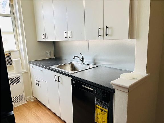 4th image of 3205 Nostrand Ave #3F