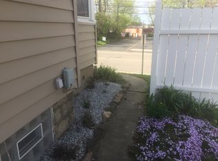 556 W Wilbeth Rd, Akron, OH 44314