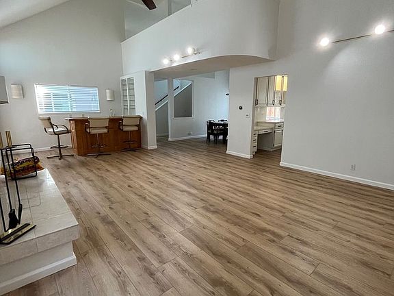 5th image of 728 La Homa Dr