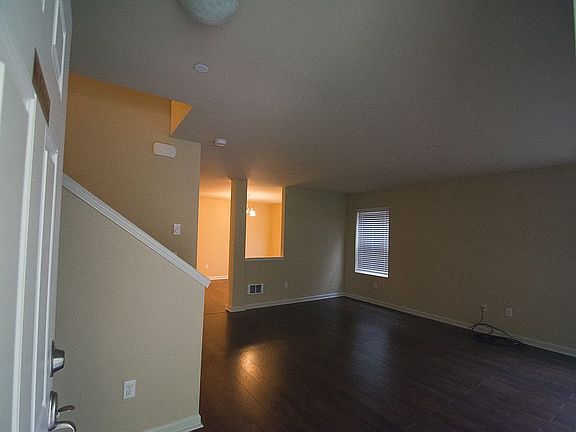 4th image of 1206 Burnside Pl