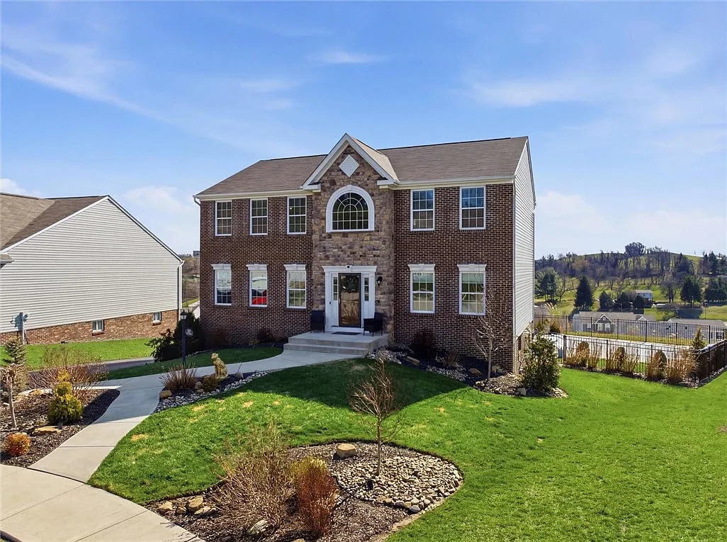 133 Azalea Cir photo 1
