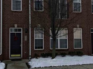 917 Osgood St, Monroe, MI 48161