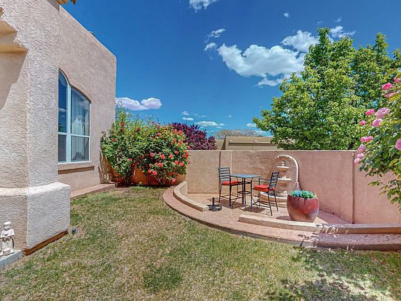 5th image of 6117 Sierra Linda Ave NW