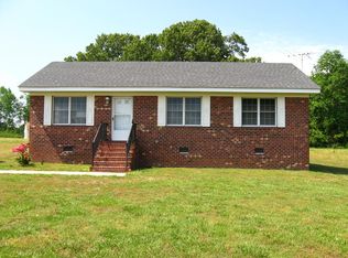 165 Lincoln Ln, Tappahannock, VA 22560