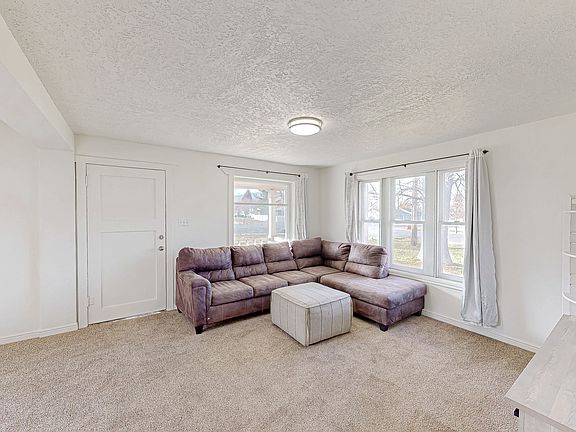 2nd image of 205 E Center St