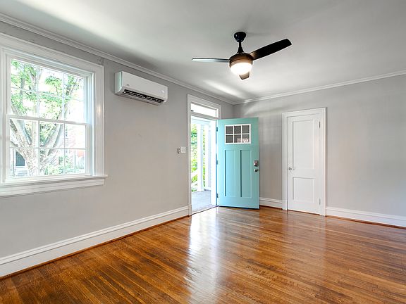 5th image of 3137 Park Ave #1