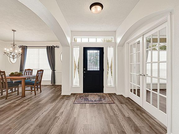 4th image of 3422 Bay Breeze Dr