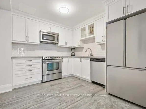 15 Conference Blvd #Basement, Toronto, ON M1C 2E1