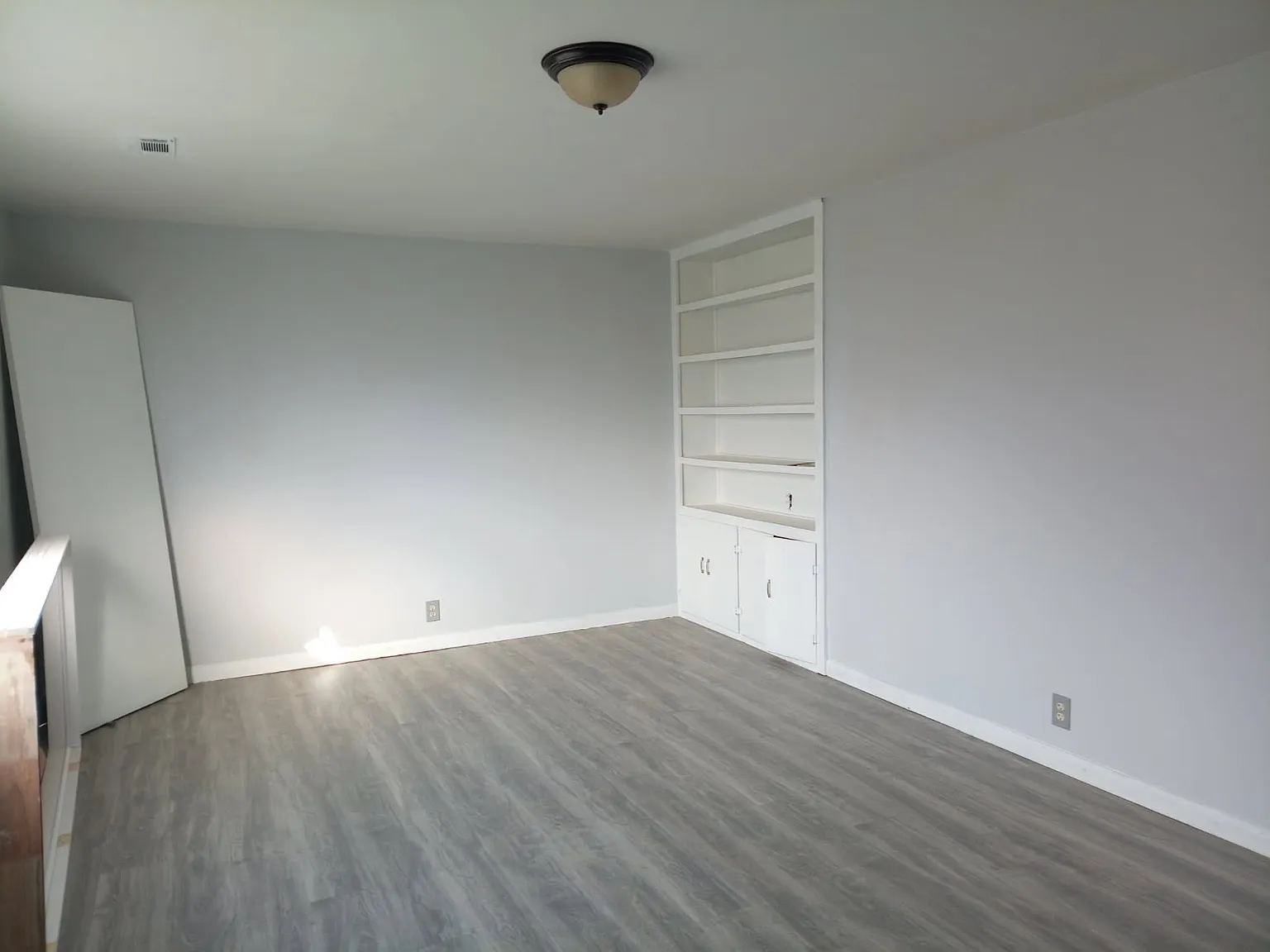 2 bed, $775 — Photo 2
