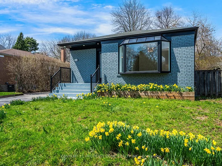 203 Toynbee Trl — Photo 4