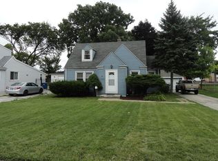 33 Edwards Ave, Northlake, IL 60164
