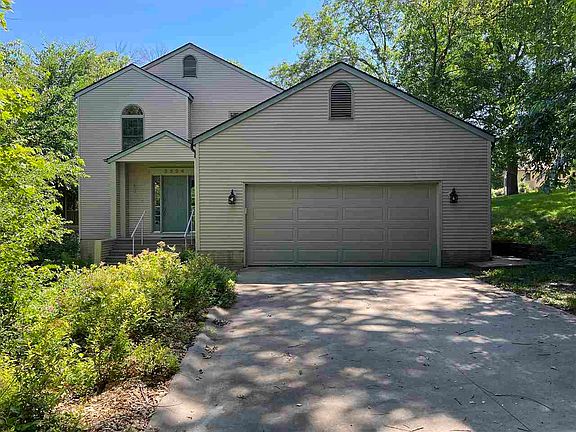 2nd image of 2624 Bluffwood Cir