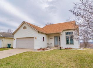 3802 Cosgrove Dr, Madison, WI 53719