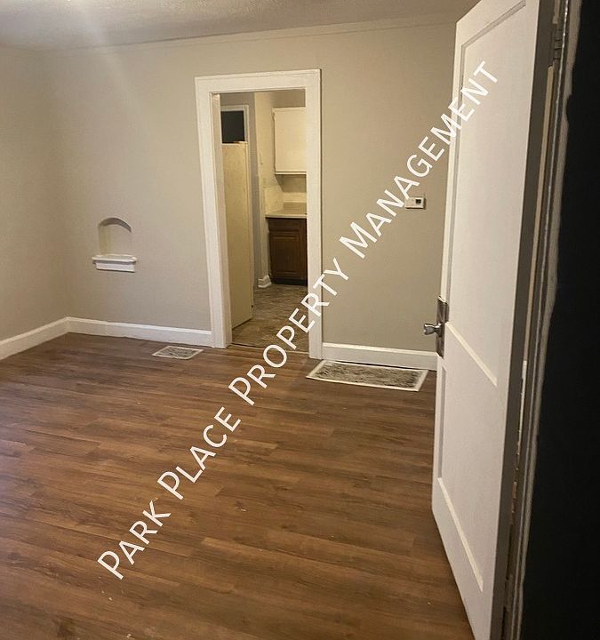 1st image of 3708 E 34th St