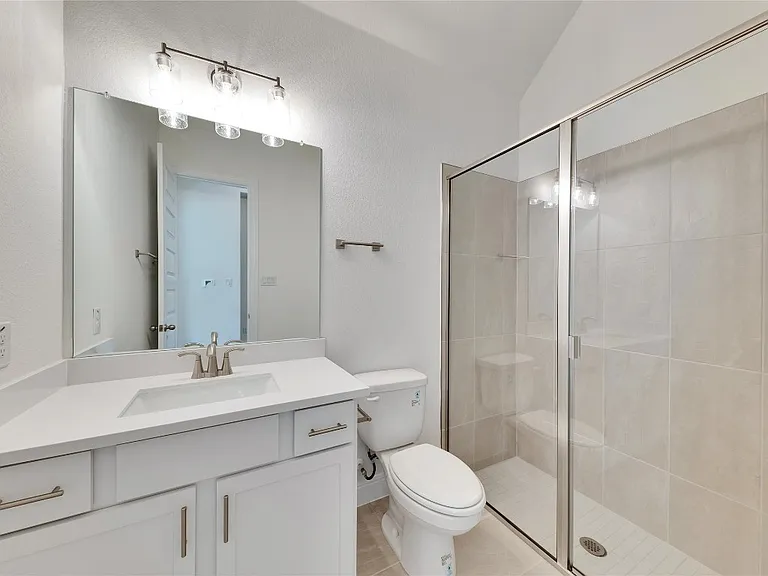 2920 Youngwood St — Photo 14