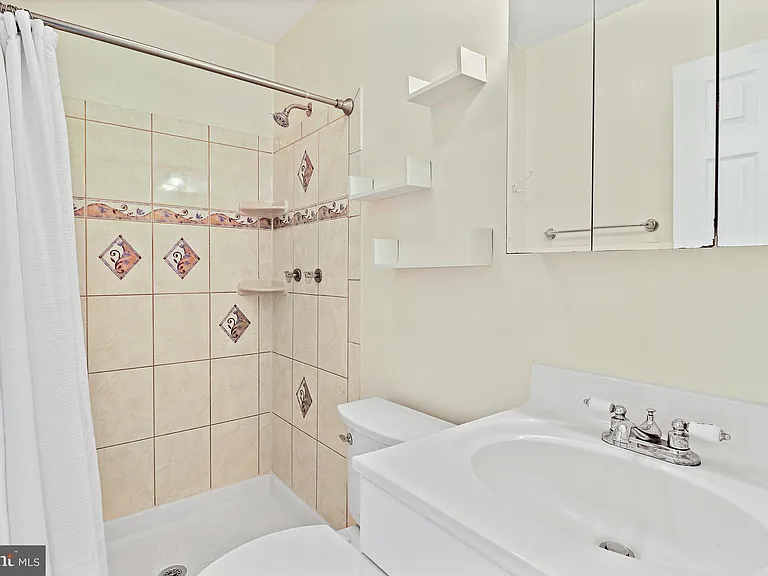 9553 Cherry Oak Ct — Photo 34