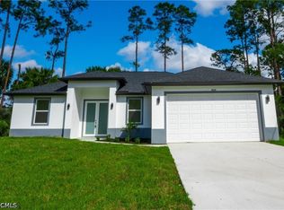 3000 3rd St SW, Lehigh Acres, FL 33976