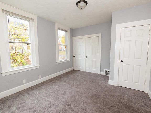 5th image of 1327 N Gaines St