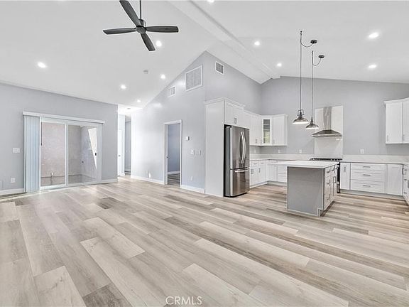 2nd image of 1549 McLeod Pl