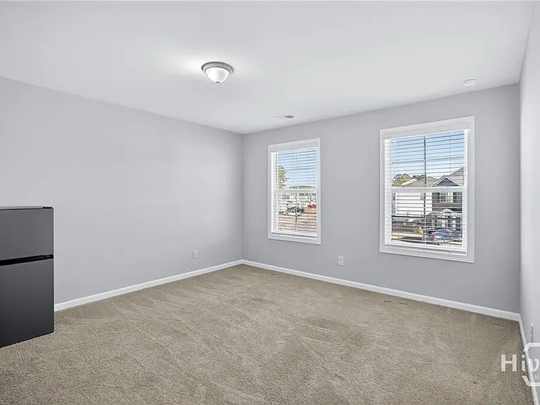 124 Jennie Dr — Photo 30