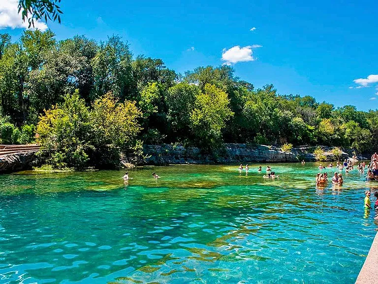 4 minute walk to Barton Springs Pool south entrance. No parking hassles.