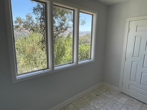 4th image of 2062 Lemon Heights Dr