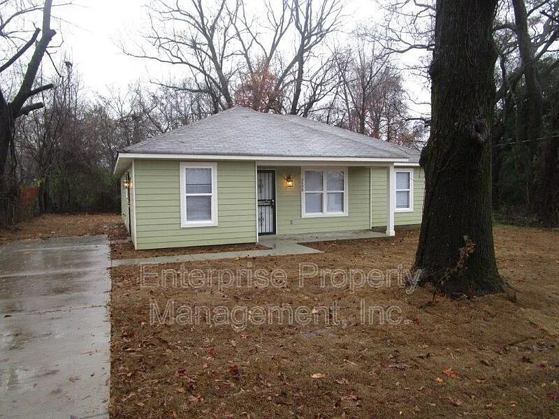 4 bed, 2.0 bath, 1650 sqft, $1,295 — Photo 4
