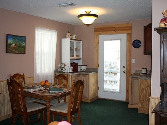 2nd image of 1421 County Road 4145