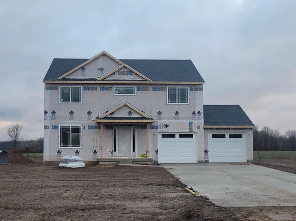 317 Dagget Rd, Sand Lake, MI 49343