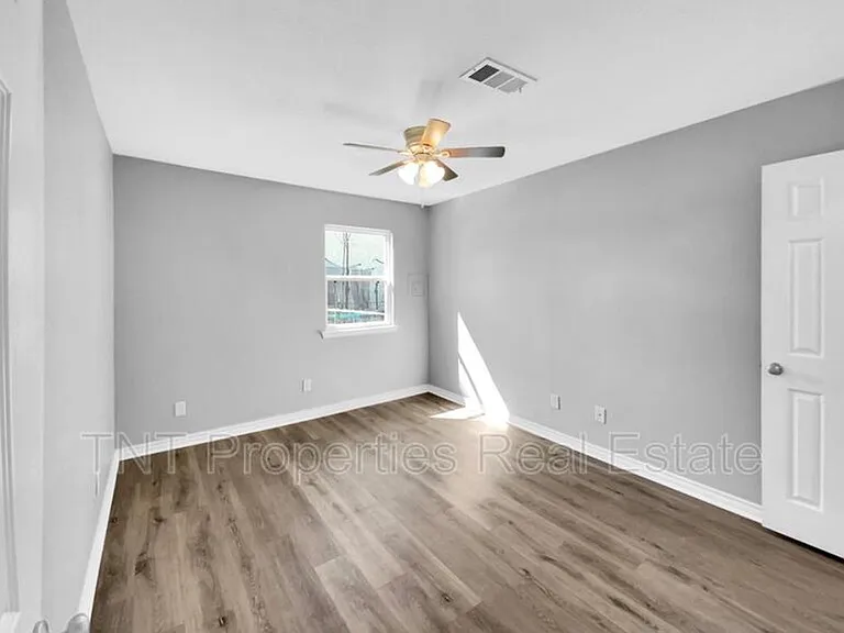 1518 Pine Ridge Dr #A — Photo 5