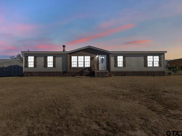 247 County Road 4304, Naples, TX 75568