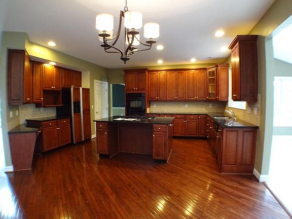 5th image of 6459 Grasslands Ct
