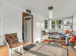 44 Thompson St, Newburgh, NY 12550