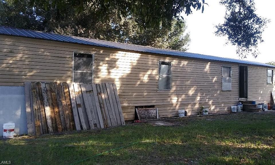 1st image of 580 Fleetwood St
