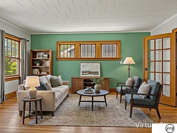 3rd image of 2645 Sewell St