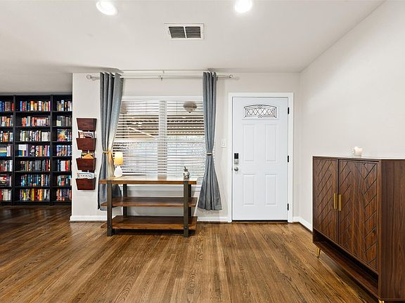 4th image of 5005 W 43rd St