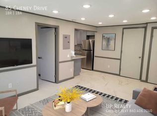 85 Cheney Dr, Storrs Mansfield, CT 06268