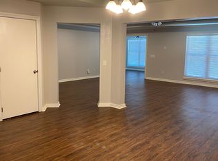 200 Fox Run Pl, Lowell, AR 72745