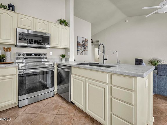 4th image of 25211 S BRIARCREST Drive