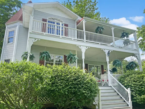 428 Backstrom Hts, Eddyville, KY 42038