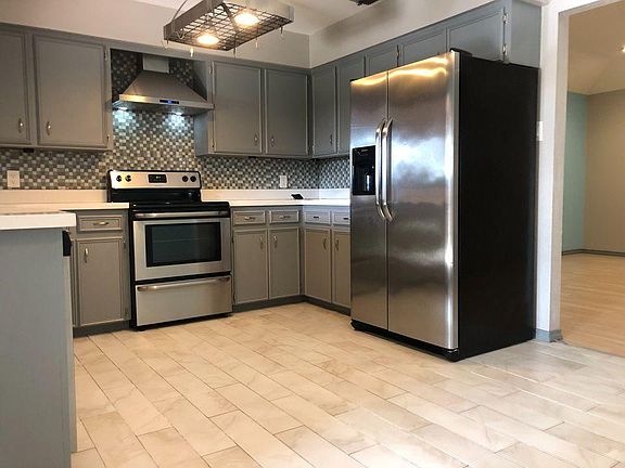 2nd image of 9-3600 Gumwood Ave #9