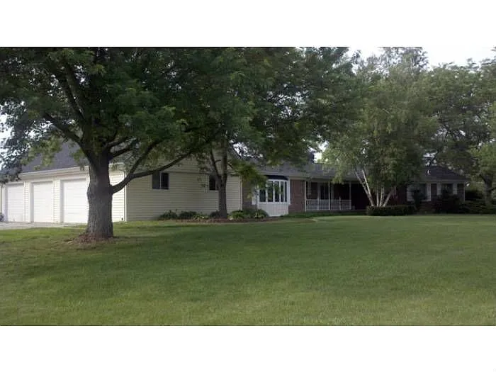 3696 Swarthout Rd photo 1