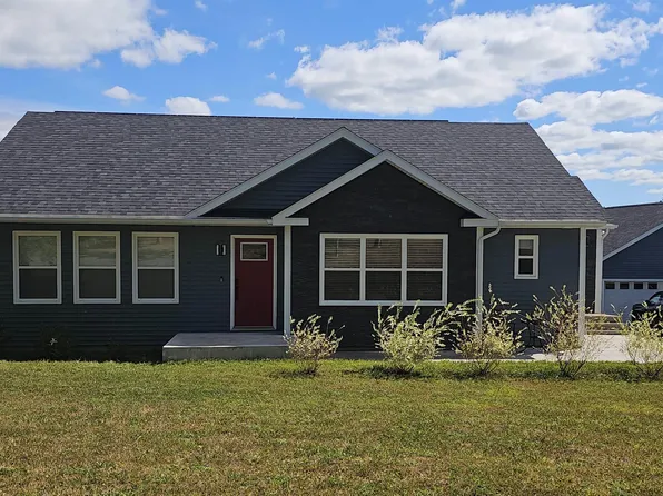 25 Lakewood Dr, West Hants, NS B0N 2A0