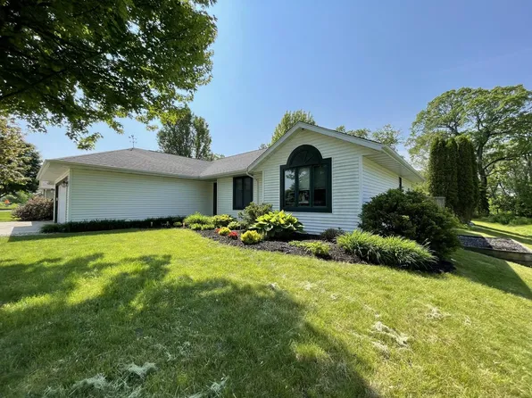 W2077 Hannah LANE, Sheboygan, WI 53083