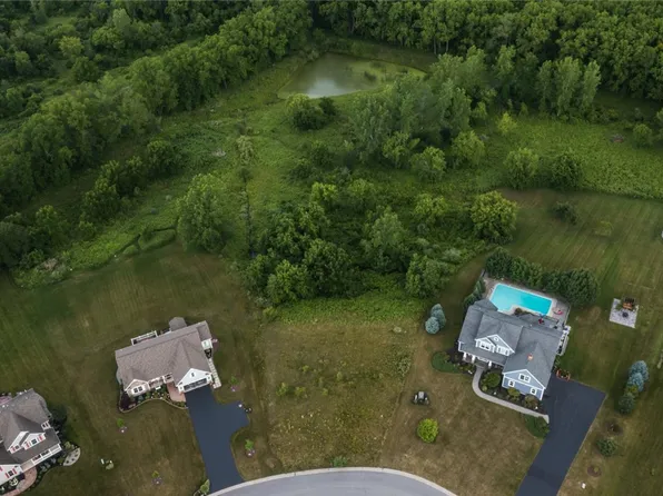 145 Kensington Ct #5, Livonia, NY 14487